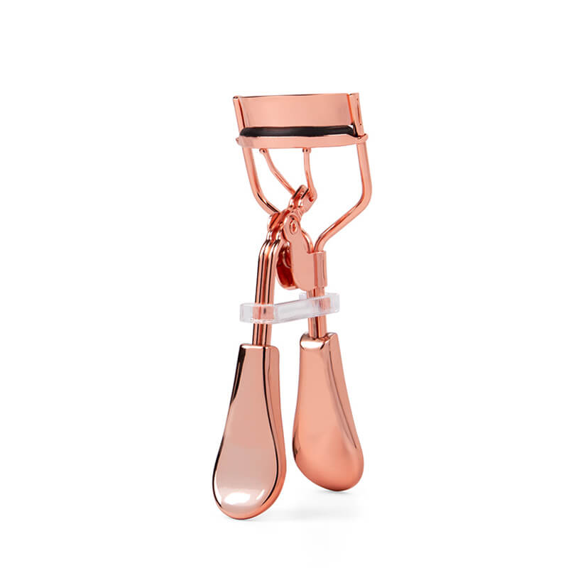 Rose_Gold_Eyelash_Curler_IAMGIC_Cosmetics