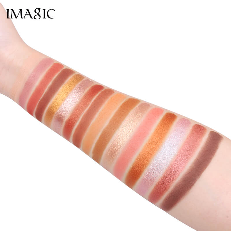 16_Color_Eyeshadow_Palette_beginner_friendly_IMAGIC_Cosmetics
