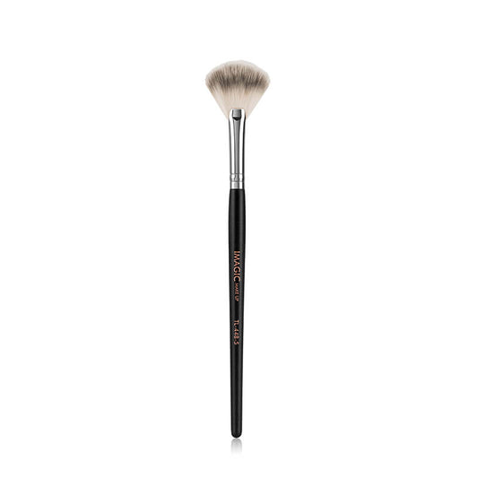 Single_Highlight_Brush_IMAGIC_Cosmetics